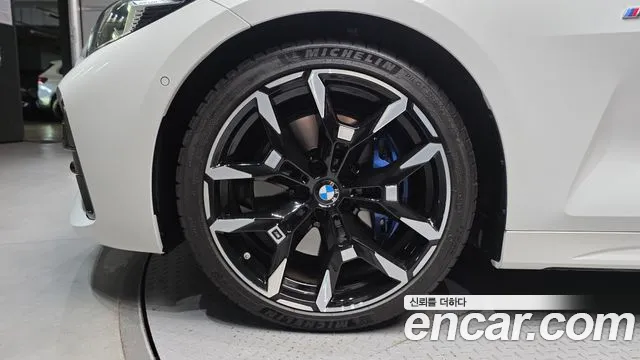 BMW 4 Series G22 — Фото автомобиля 5