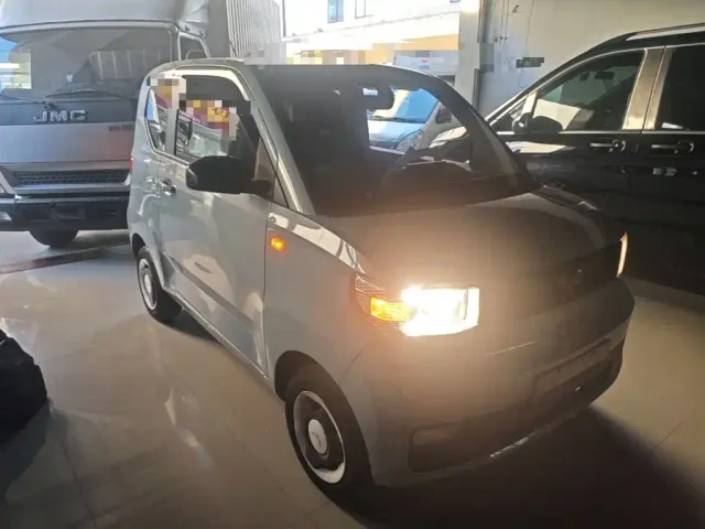 Wuling Hongguang Mini EV — Фото автомобиля 3