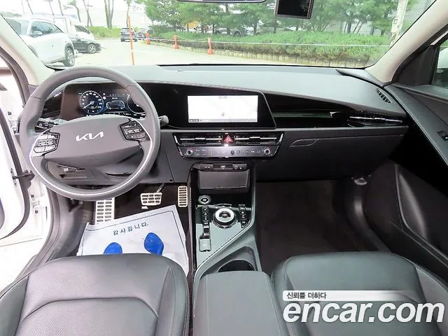 Kia Niro The All New Niro Signature — Фото автомобиля 7