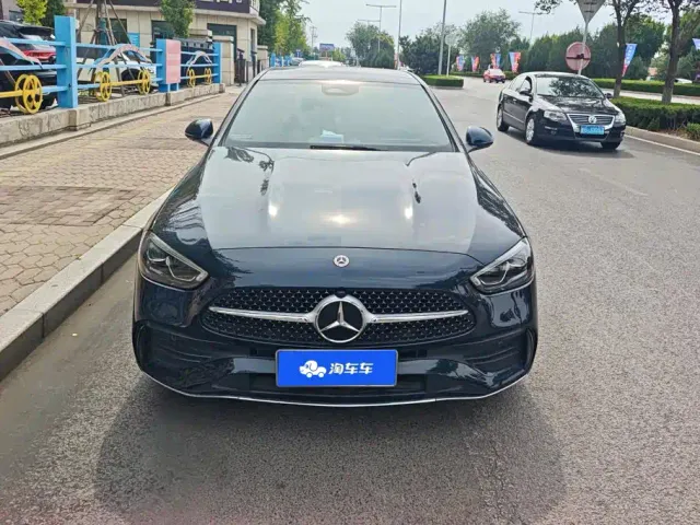 Mercedes-Benz C-Class — Фото автомобиля 2