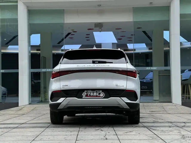 BYD Yuan PLUS — Фото автомобиля 5