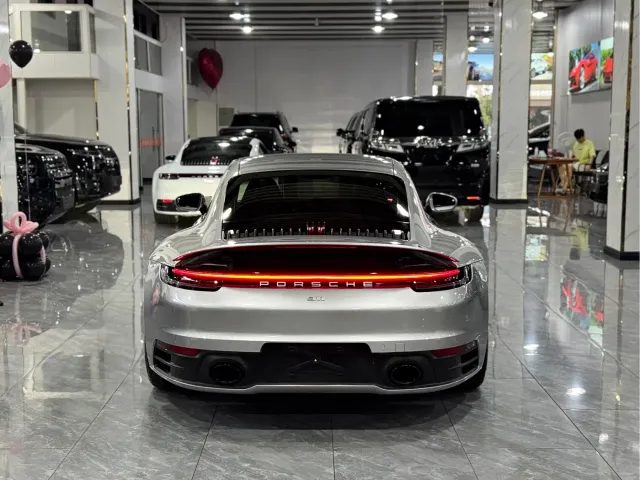 Porsche 911 — Фото автомобиля 14