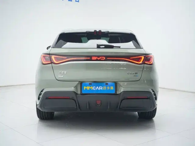 BYD Seal 06 GT — Фото автомобиля 12