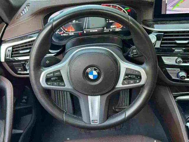 BMW 5 Series — Фото автомобиля 6
