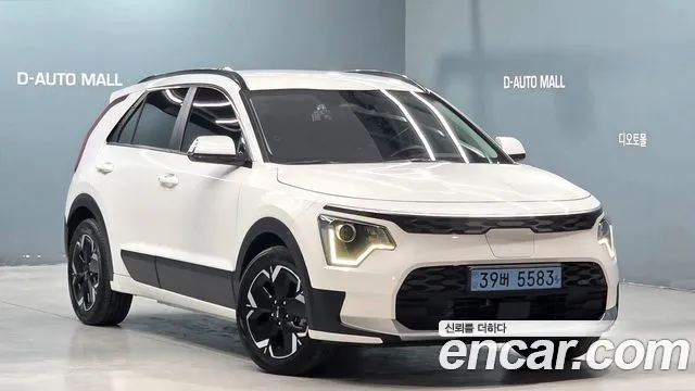 Kia Niro Niro (New) — Фото автомобиля 2