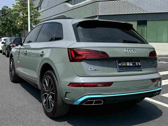 Audi Q5L — Фото автомобиля 9