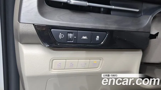 Kia Carnival — Фото автомобиля 22