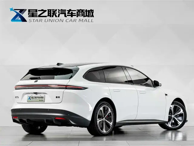 Nio ET5 Touring — Фото автомобиля 6