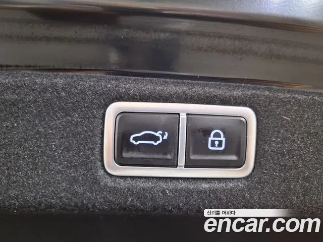 Hyundai Grandeur Grandeur (GN7) — Фото автомобиля 9