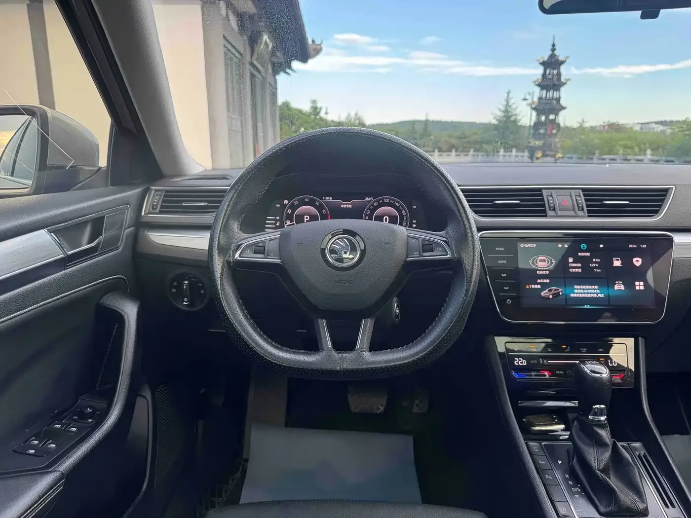 Škoda Superb 2022 TSI280 DSG Premium Edition — Фото автомобиля 15