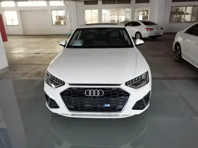 Audi A4L — Фото автомобиля 2