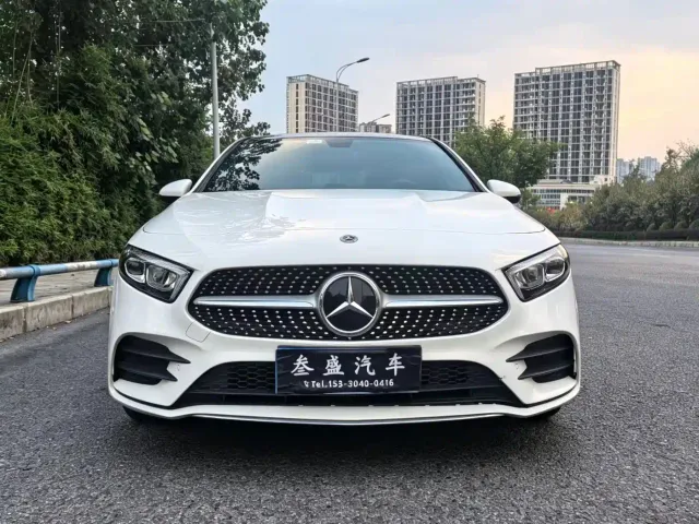 Mercedes-Benz A-Class — Фото автомобиля 3