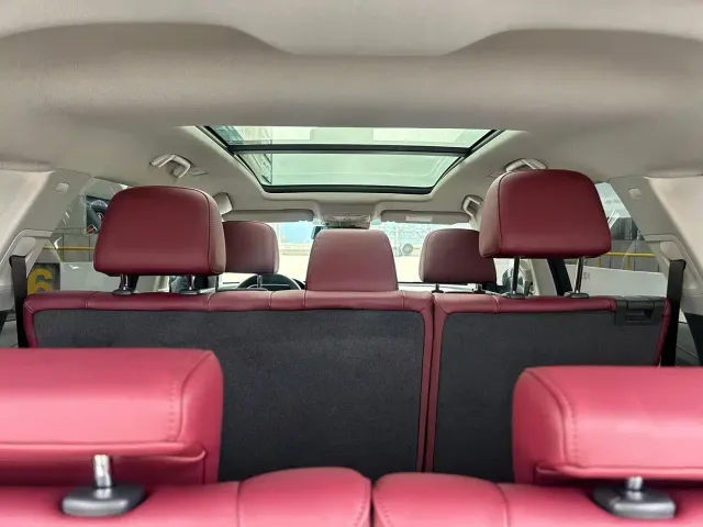 Hongqi HS7 — Фото автомобиля 7