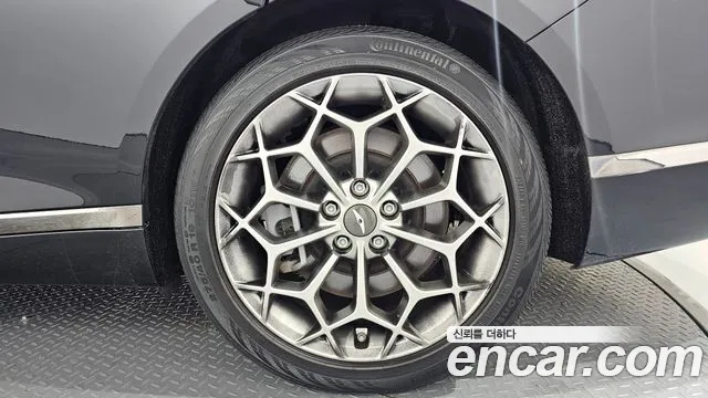 Genesis G80 Бензин 2.5 турбо AWD — Фото автомобиля 20