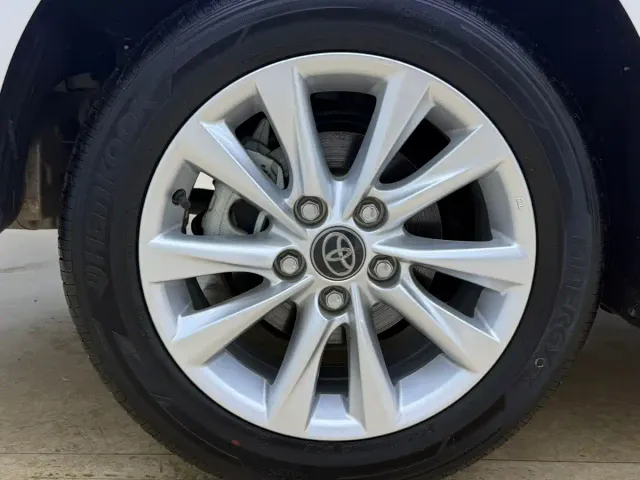 Toyota Corolla — Фото автомобиля 24