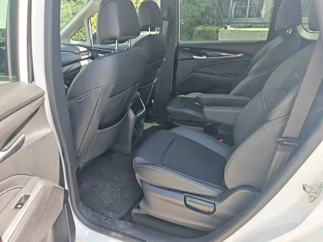 Maxus EUNIQ 5 — Фото автомобиля 14
