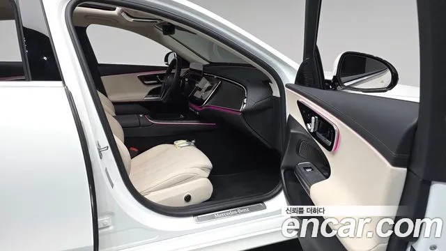 Mercedes-Benz E-Class W214 — Фото автомобиля 25