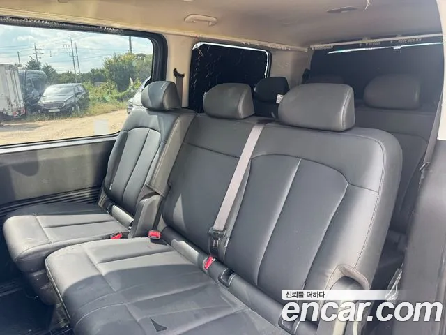 Hyundai Staria — Фото автомобиля 3