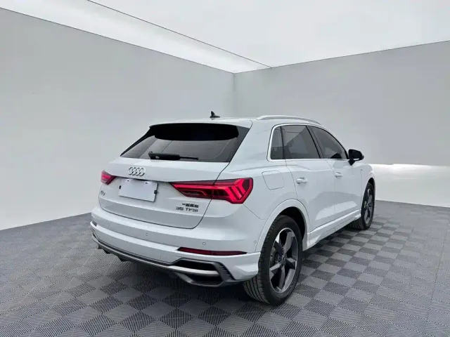 Audi Q3 — Фото автомобиля 6