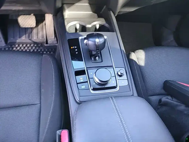 Mazda CX-30 EV — Фото автомобиля 13