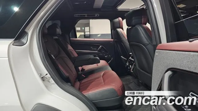 Land Rover Range Rover Sport — Фото автомобиля 8
