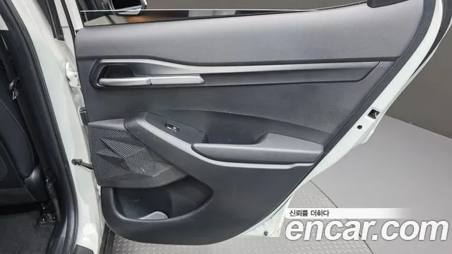 Kia Seltos Новый Seltos Бензин 2.0 2WD — Фото автомобиля 21