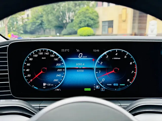 Mercedes-Benz GLE-Class — Фото автомобиля 12