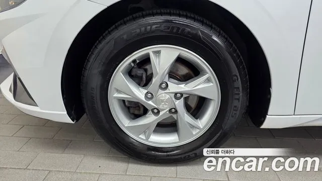 Hyundai AVANTE Avante (CN7) — Фото автомобиля 5