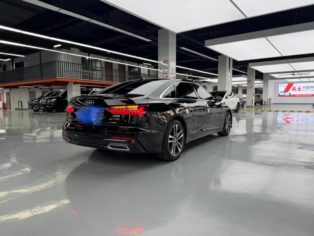 Audi A6L — Фото автомобиля 15