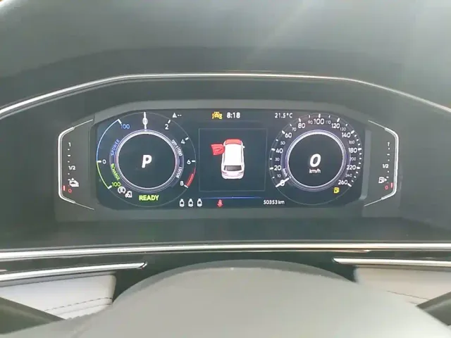 Volkswagen Tiguan L PHEV — Фото автомобиля 11