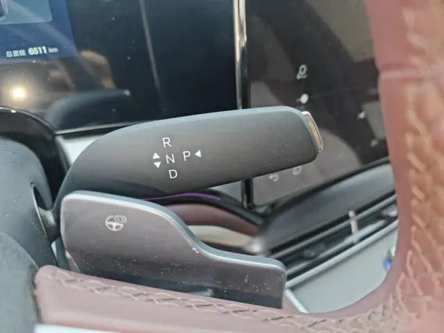 BYD Seal 07 DM-i — Фото автомобиля 13