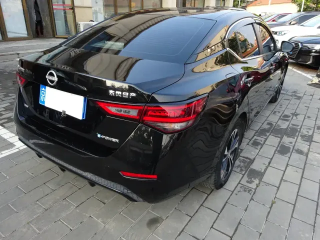 Nissan Sylphy — Фото автомобиля 18