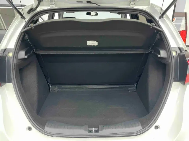 Honda Fit — Фото автомобиля 17