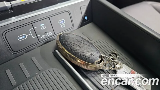 Hyundai Santa Fe MX5 — Фото автомобиля 17