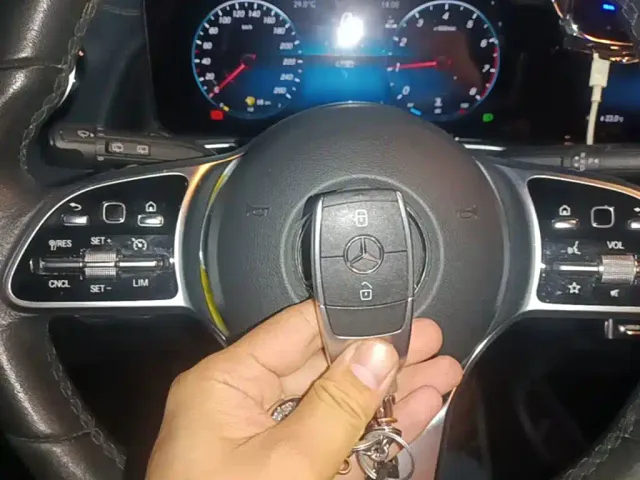 Mercedes-Benz GLB-Class — Фото автомобиля 8