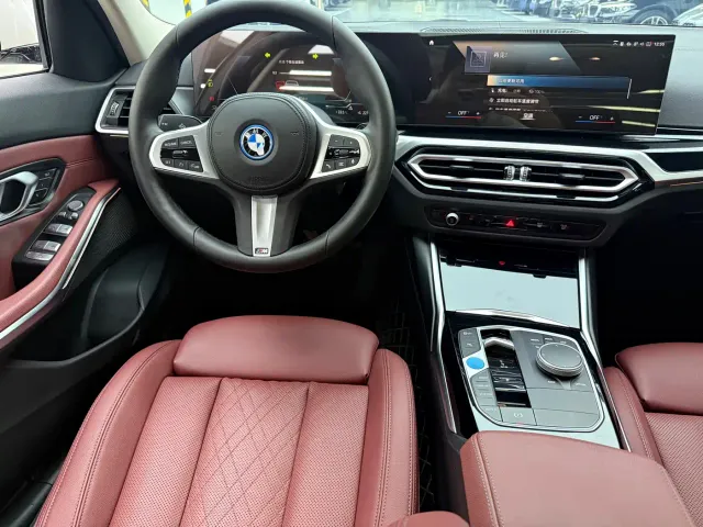 BMW i3 — Фото автомобиля 16