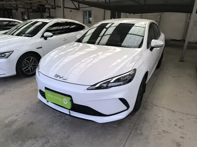 Фотография автомобиля — BYD Seal 05 DM-i