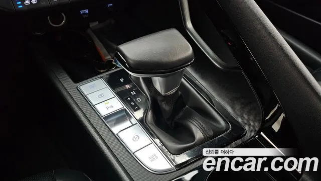 Hyundai Avante CN7 — Фото автомобиля 9