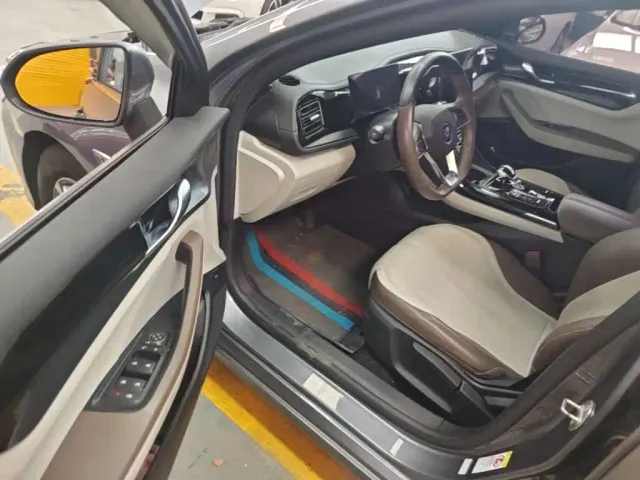 BYD Qin PLUS — Фото автомобиля 15