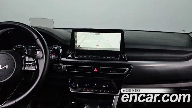 Kia Seltos Seltos Бензин 1.6 турбо 2WD — Фото автомобиля 16
