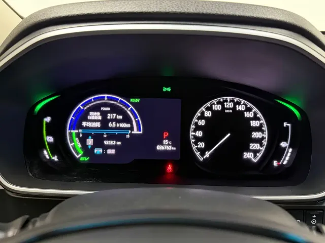 Honda Elysion — Фото автомобиля 18