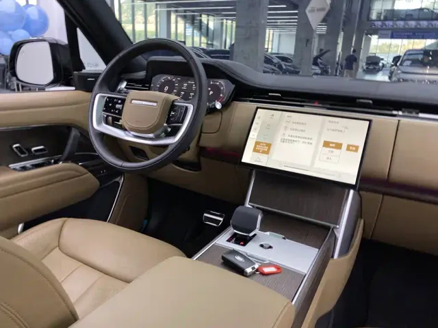 Land Rover Range Rover — Фото автомобиля 16