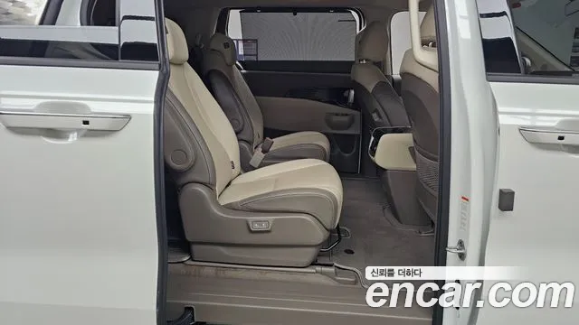 Kia Carnival 4th Gen — Фото автомобиля 17