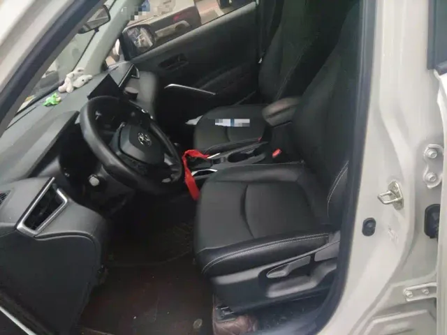 Toyota Corolla Cross — Фото автомобиля 11