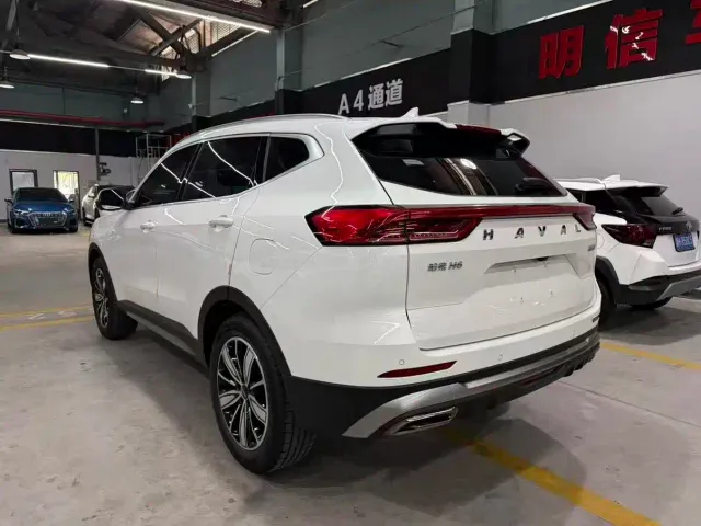 Haval H6 — Фото автомобиля 9