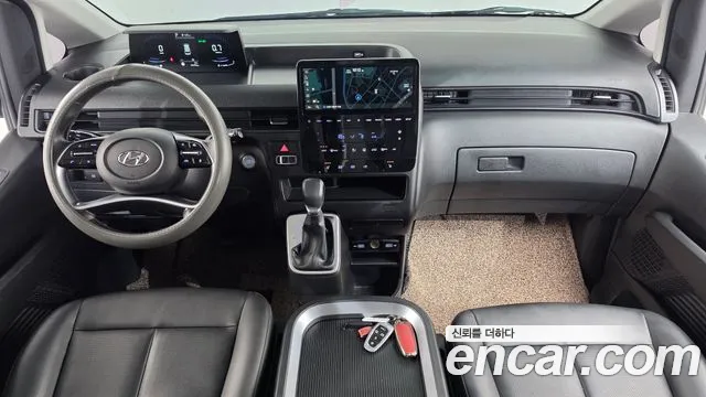 Hyundai Staria — Фото автомобиля 10