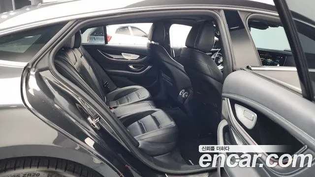 Mercedes-Benz AMG GT 4 двери 43 4MATIC+ — Фото автомобиля 12