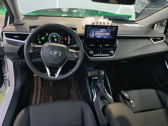 Toyota Corolla — Фото автомобиля 9
