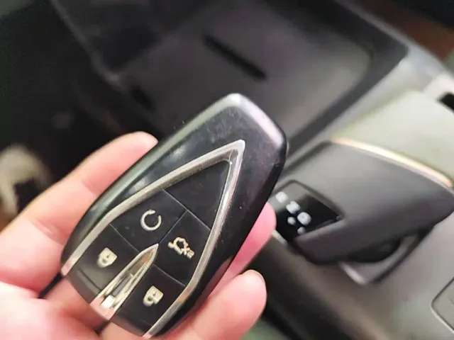 Changan Lamore — Фото автомобиля 16