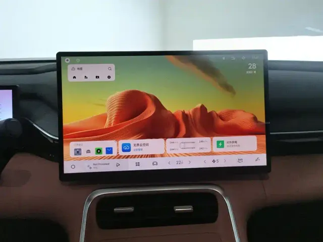 Geely Galaxy L6 — Фото автомобиля 13